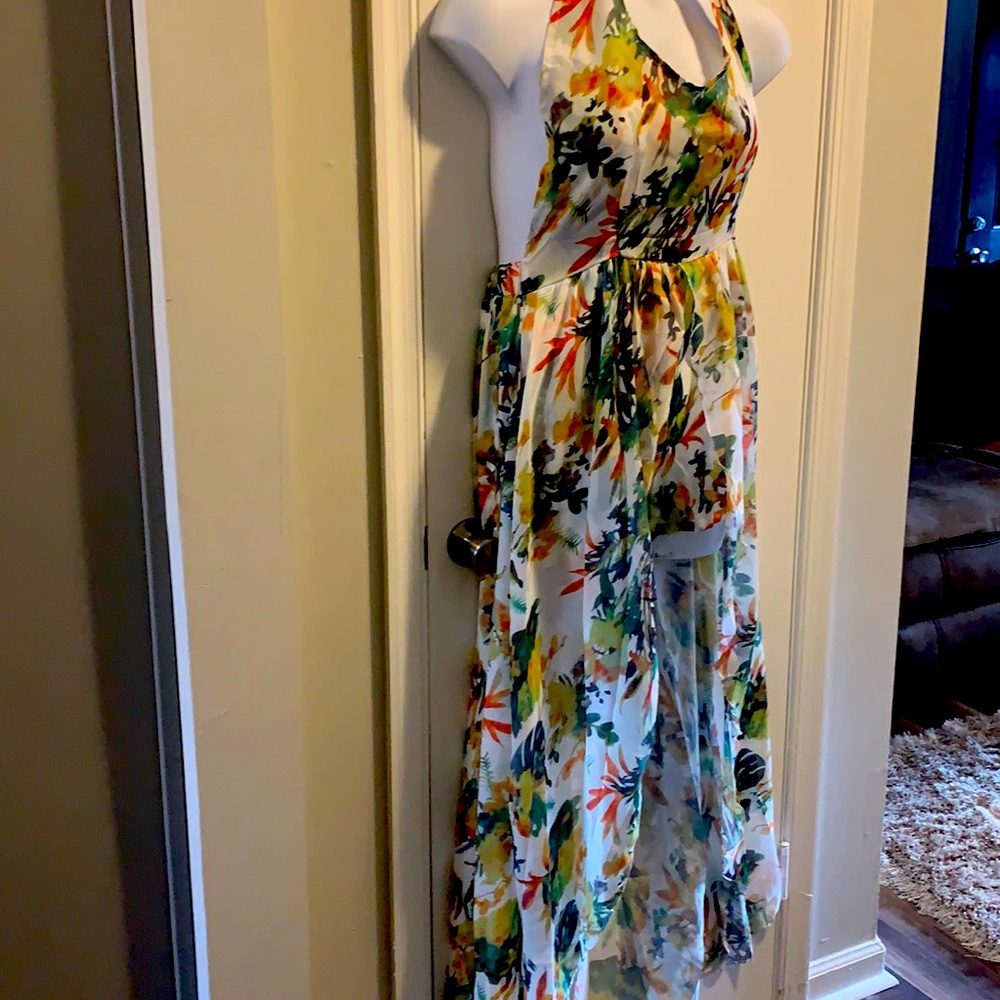 Jumpsuit with lengthy Back